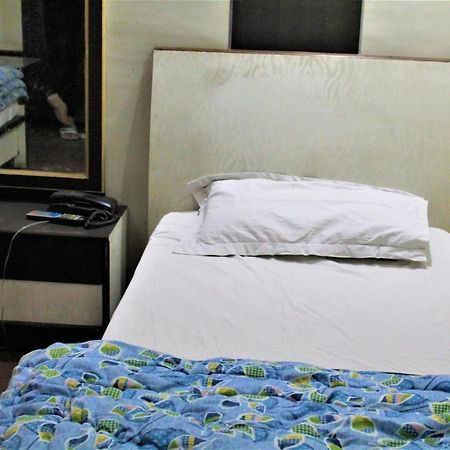 Central Guest House , Walk In Dargah & Markaz Yeni Delhi Dış mekan fotoğraf