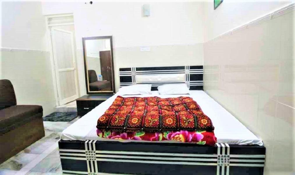 Central Guest House , Walk In Dargah & Markaz Yeni Delhi Dış mekan fotoğraf
